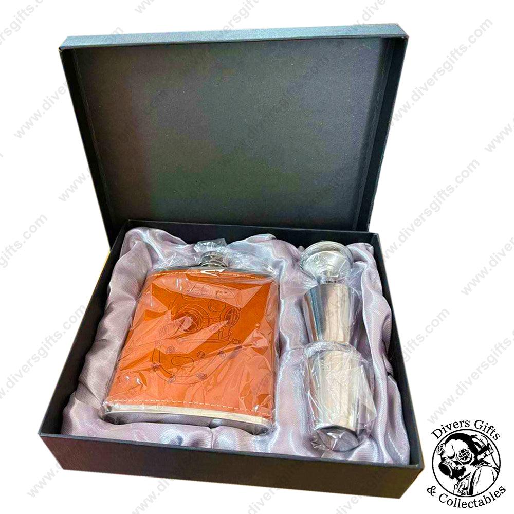 Diving Helmet (MkV) Hip Flask Luxury Gift Set - Divers Gifts